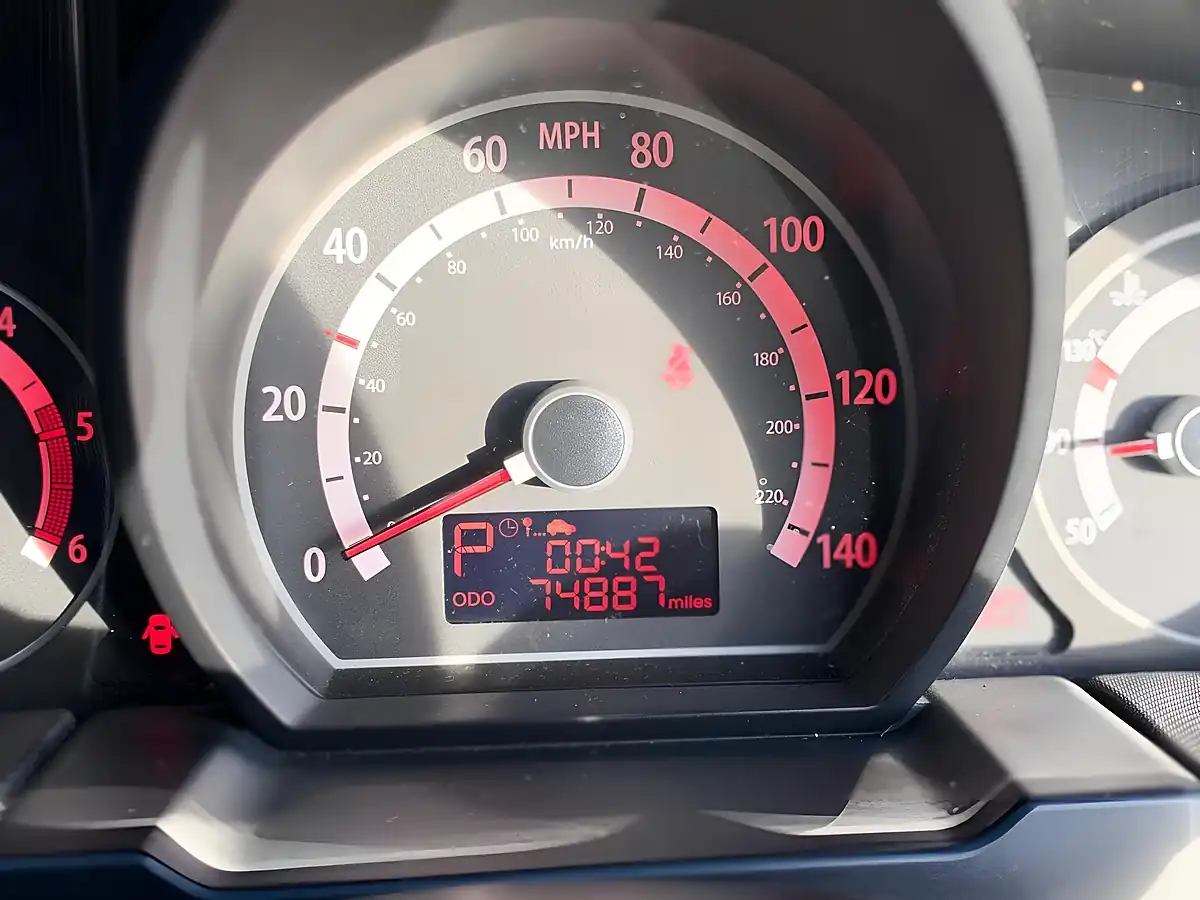 Used 2010 Kia Ceed 3 Grey - Interior and Exterior details 15