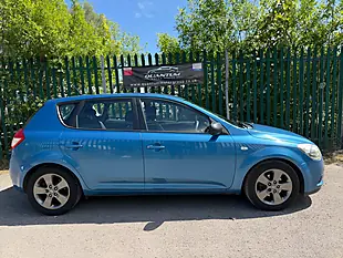 Used 2010 Kia Ceed Strike Blue - Interior and Exterior details 7