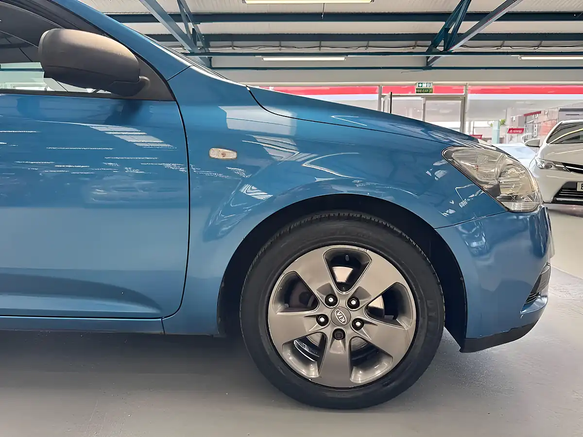 Used 2010 Kia Ceed Strike Blue - Interior and Exterior details 11