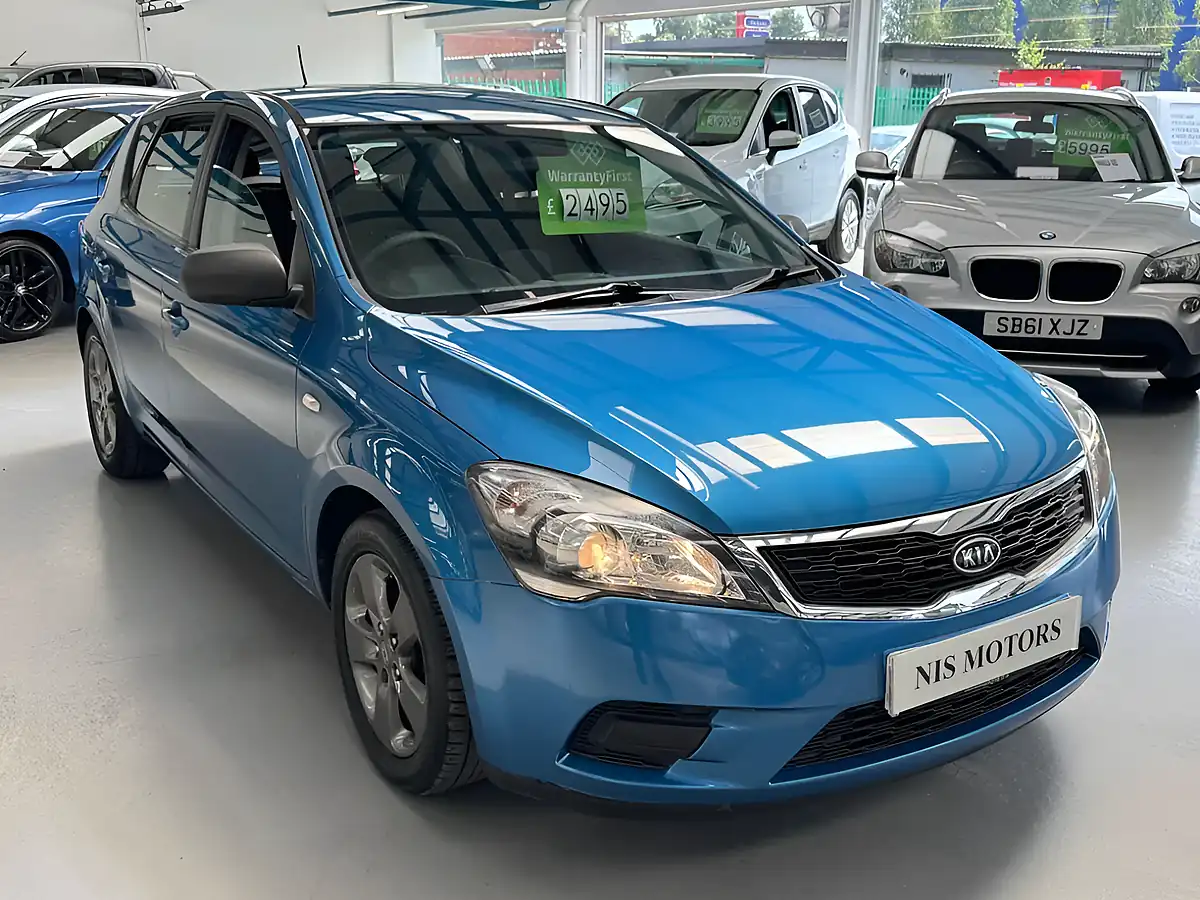 Used 2010 Kia Ceed Strike Blue - Interior and Exterior details 6