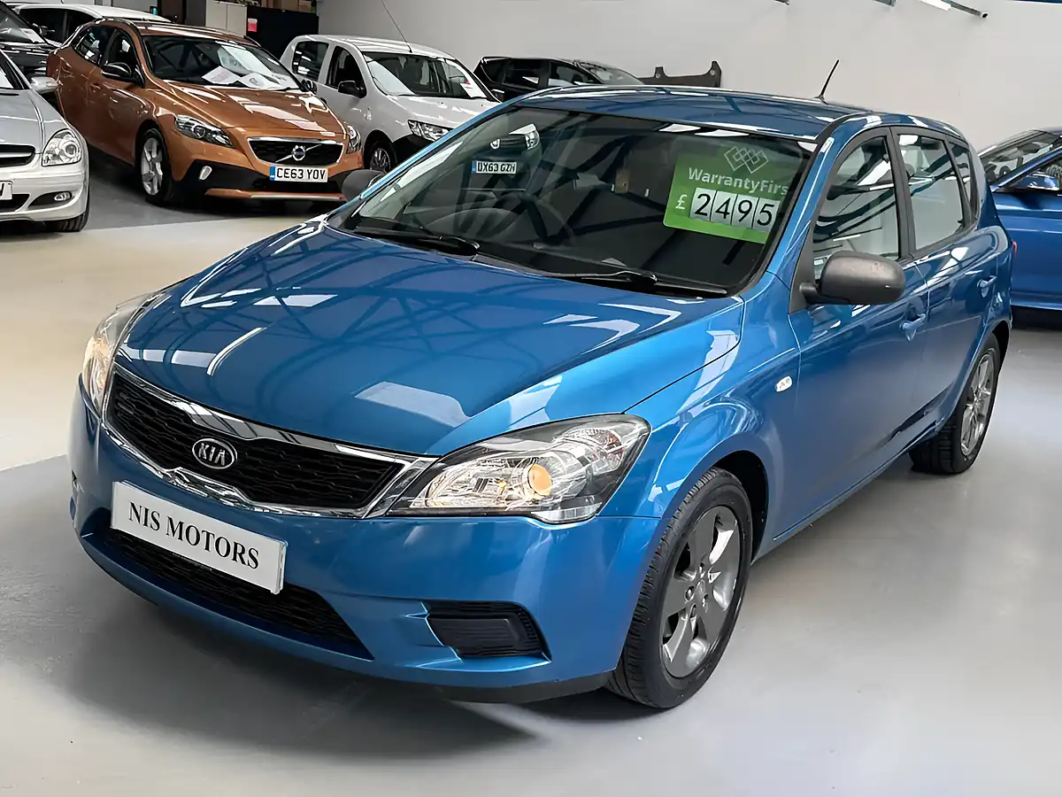 Used 2010 Kia Ceed Strike Blue - Interior and Exterior details 9
