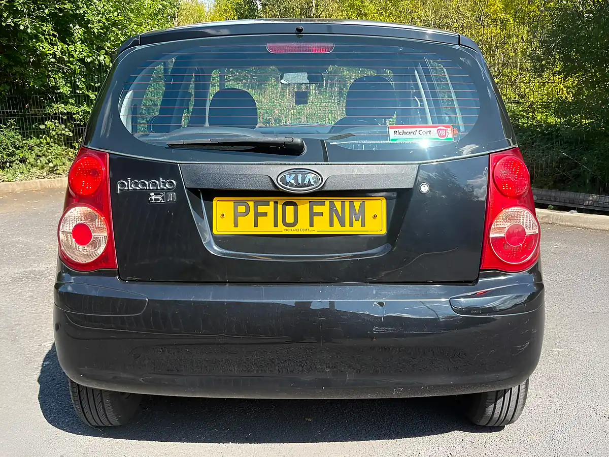 Used 2010 Kia Picanto 1 Black - Interior and Exterior details 10