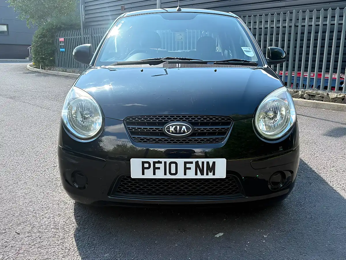 Used 2010 Kia Picanto 1 Black - Interior and Exterior details 2