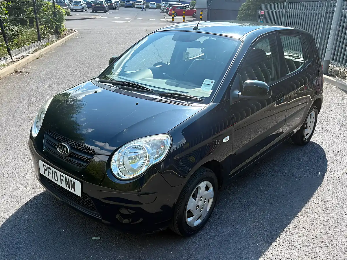 Used 2010 Kia Picanto 1 Black - Interior and Exterior details 7