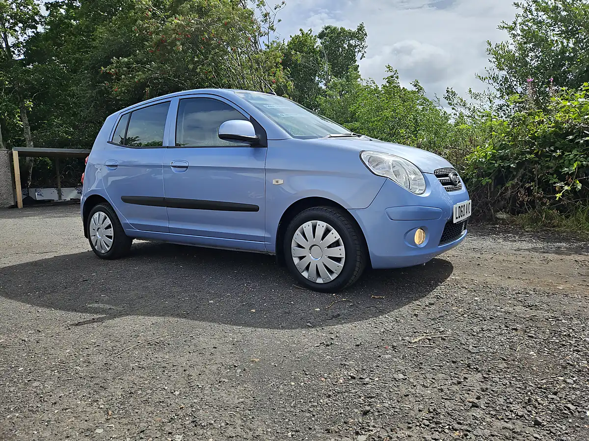 Used 2010 Kia Picanto Graphite Blue - Interior and Exterior details 5