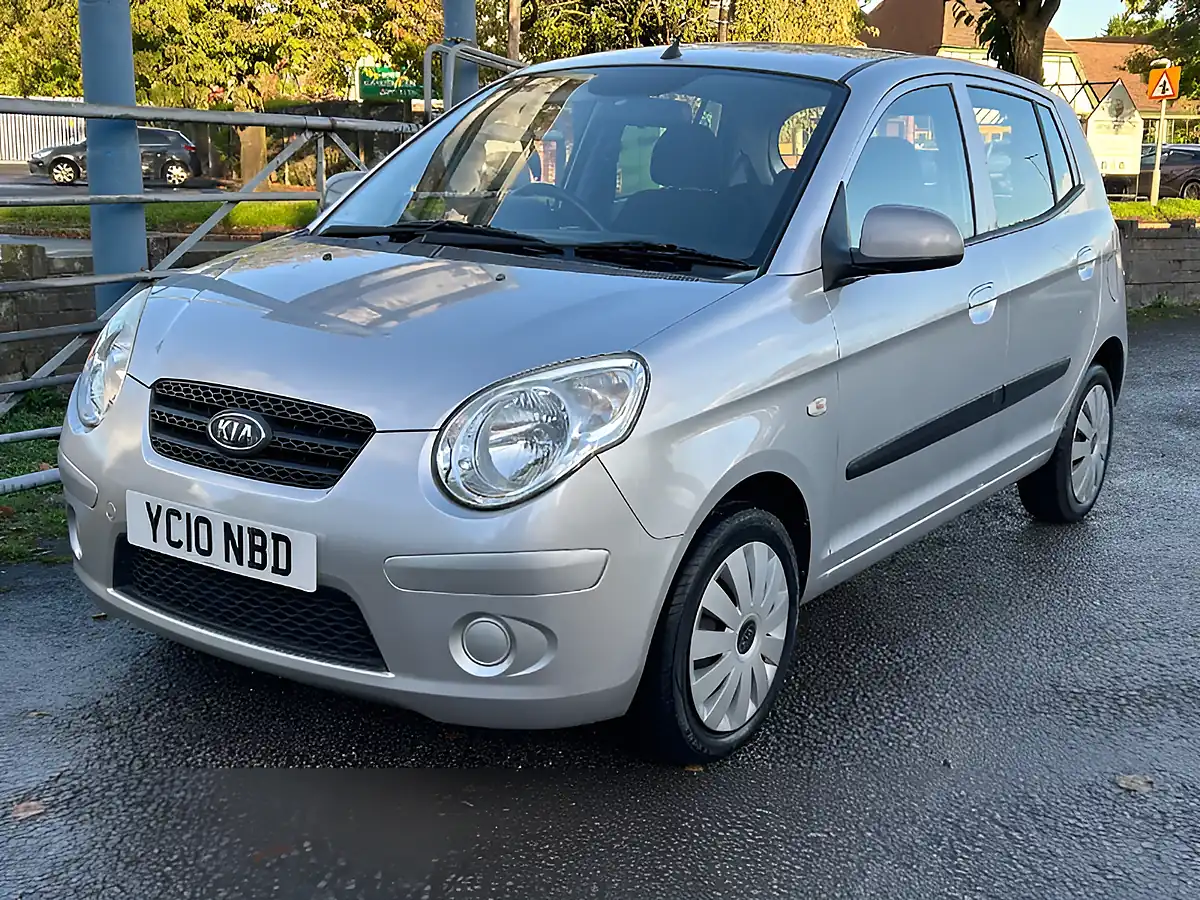 Used 2010 Kia Picanto Graphite Silver - Interior and Exterior details 2