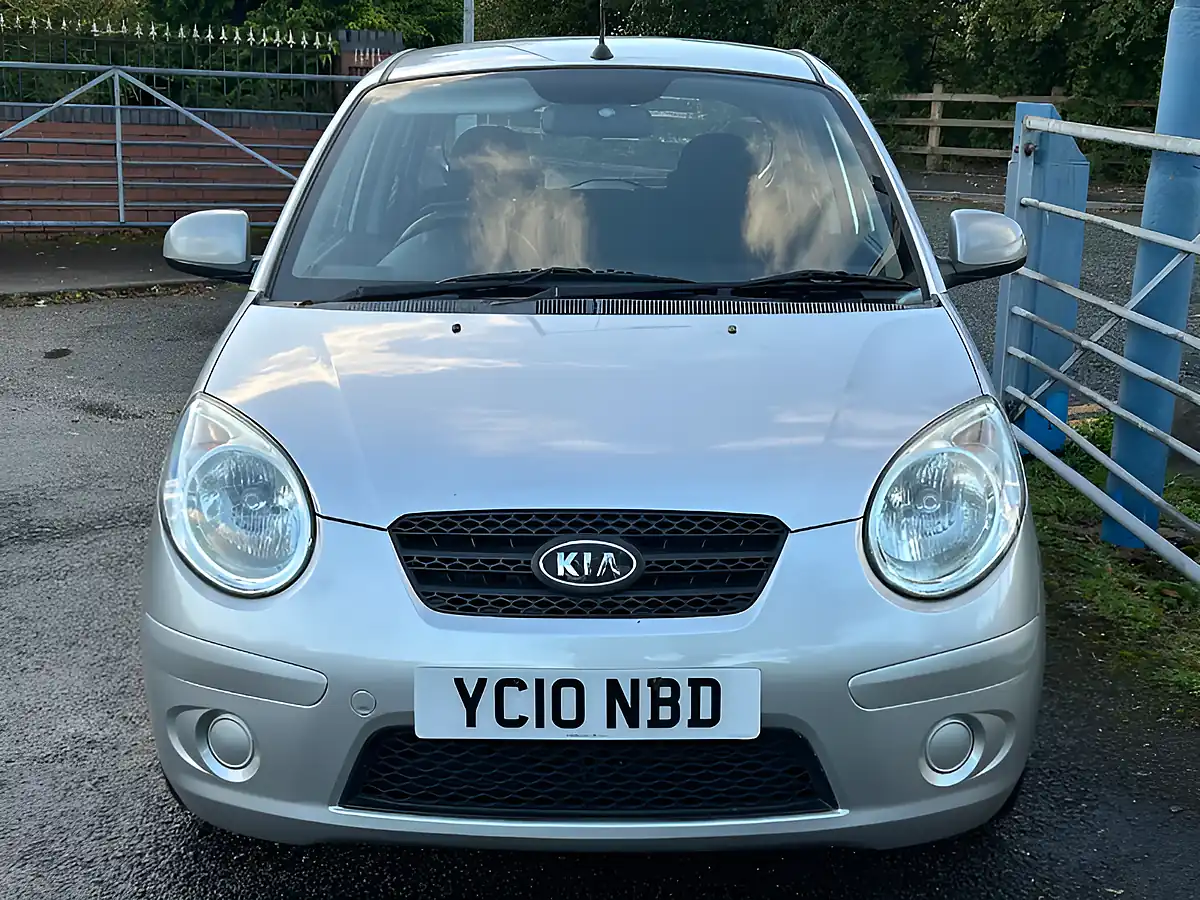 Used 2010 Kia Picanto Graphite Silver - Interior and Exterior details 9