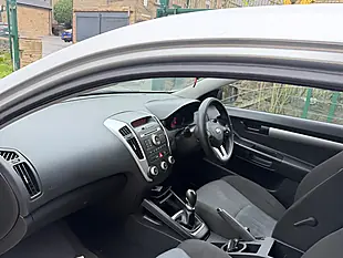 Used 2010 Kia Proceed 1 Silver - Interior and Exterior details 13