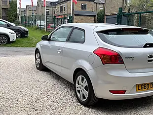Used 2010 Kia Proceed 1 Silver - Interior and Exterior details 18