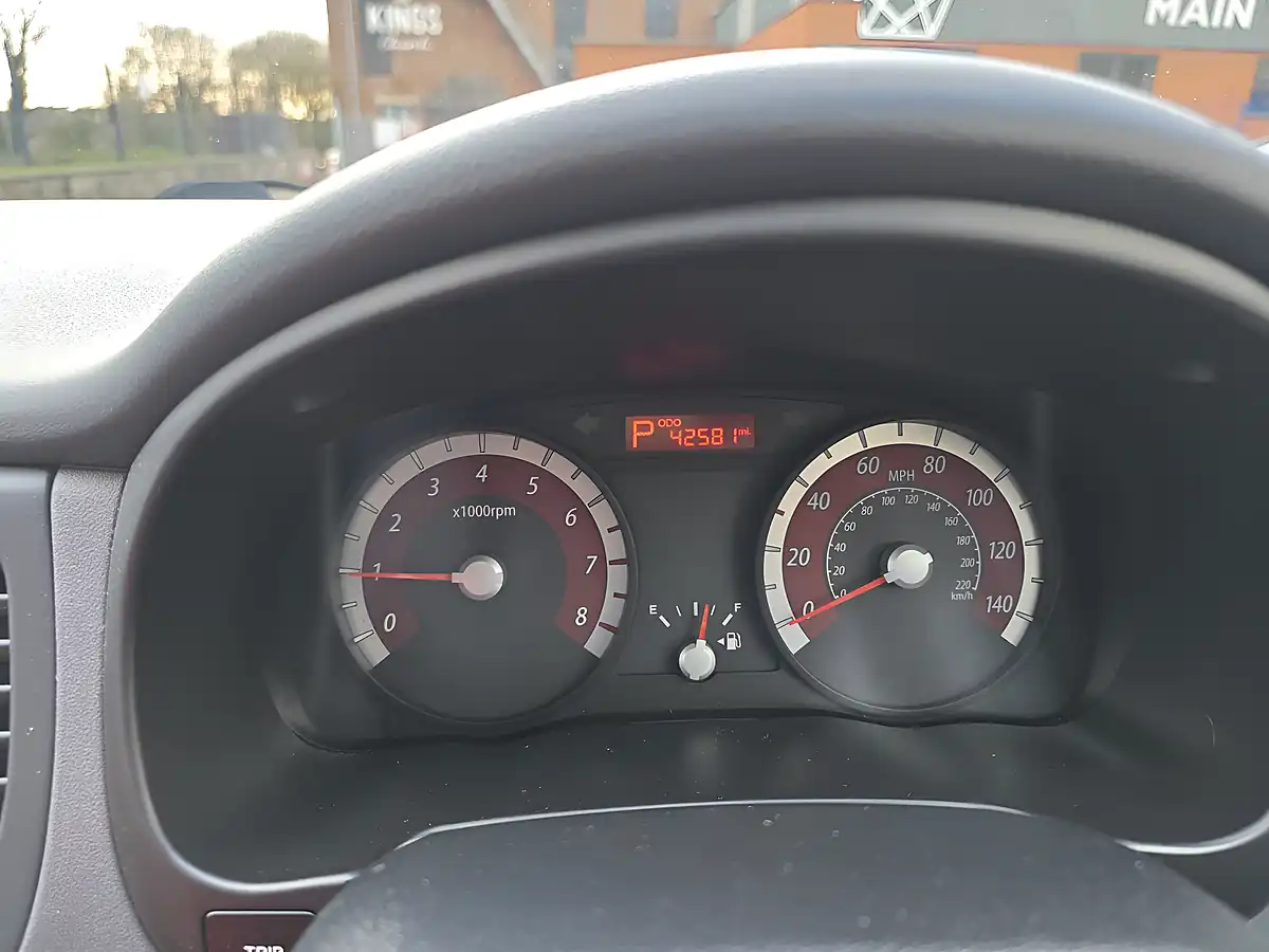 Used 2010 Kia Rio 2 Red - Interior and Exterior details 12