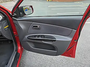 Used 2010 Kia Rio 2 Red - Interior and Exterior details 14