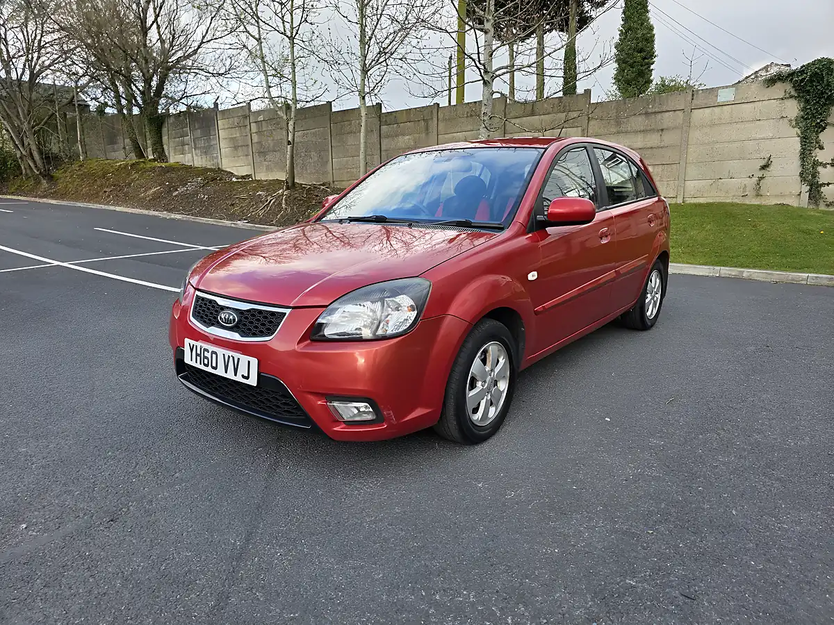 Used 2010 Kia Rio 2 Red - Interior and Exterior details 3