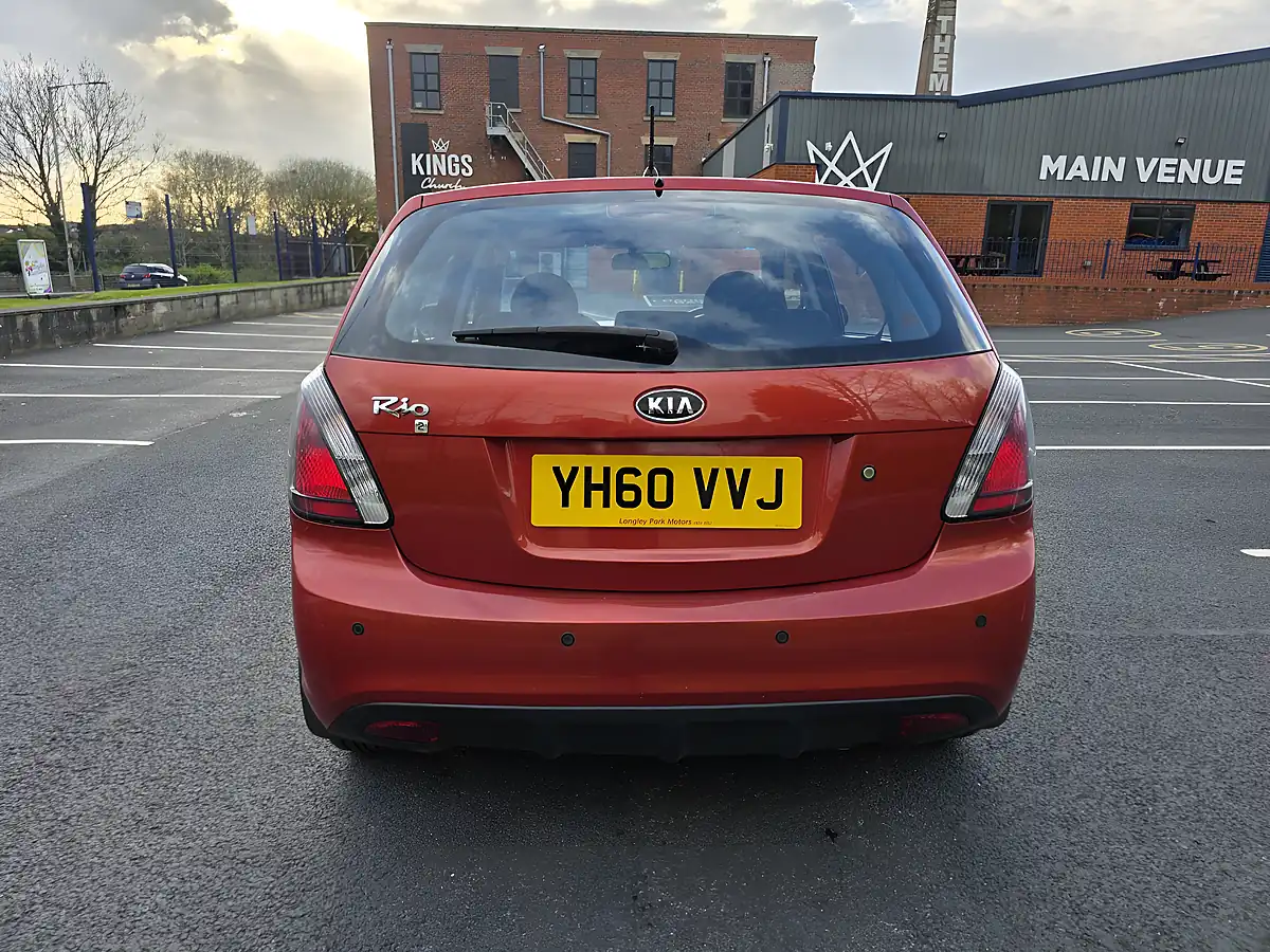 Used 2010 Kia Rio 2 Red - Interior and Exterior details 7