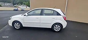 Used 2010 Kia Rio Domino White - Interior and Exterior details 3
