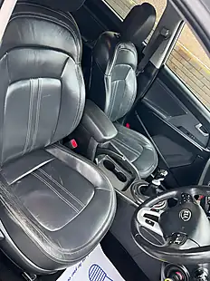 Used 2010 Kia Sportage Silver Metallic - Interior and Exterior details 11