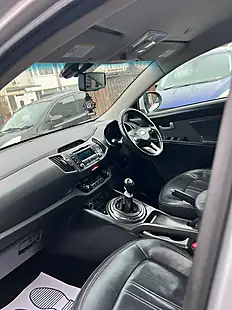 Used 2010 Kia Sportage Silver Metallic - Interior and Exterior details 9