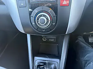 Used 2010 Kia Venga 2 - Interior and Exterior details 16