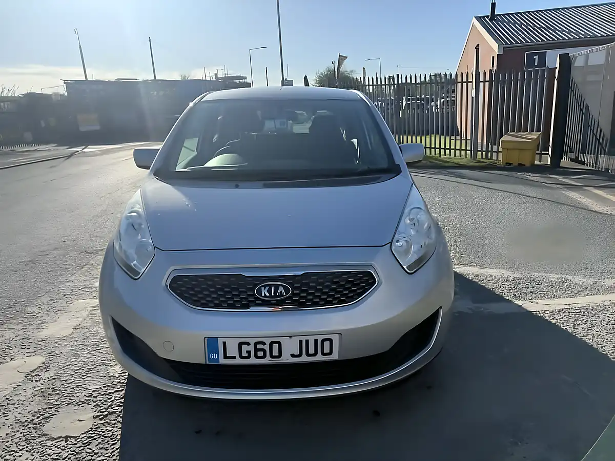 Used 2010 Kia Venga 2 - Interior and Exterior details 3