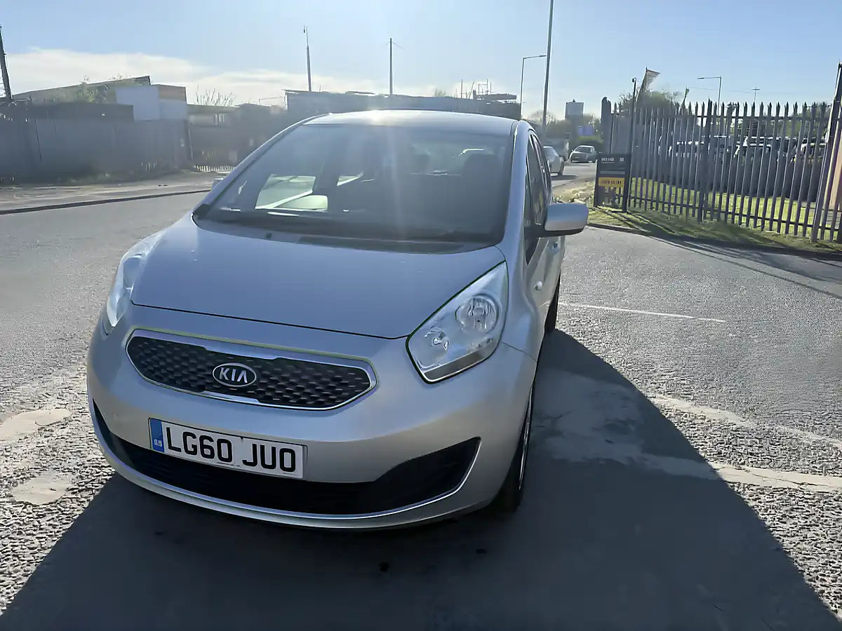 Used 2010 Kia Venga 2 - Interior and Exterior details 4