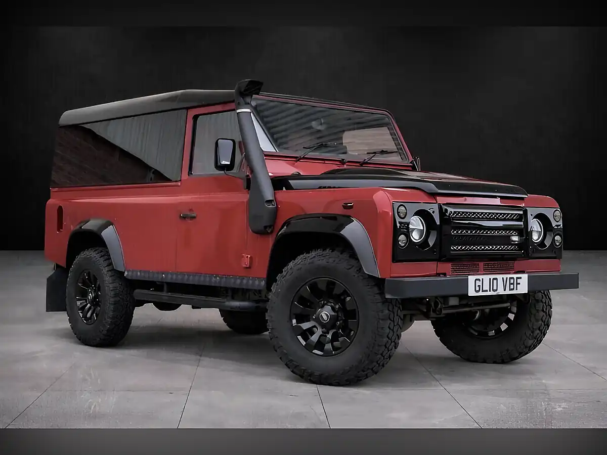 Used 2010 Land Rover Defender 110 Utility Wagon Rimini Red Metallic - Front View