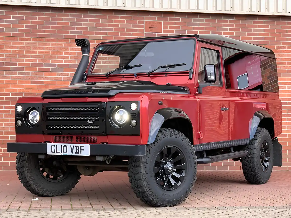 Used 2010 Land Rover Defender 110 Utility Wagon Rimini Red Metallic - Interior and Exterior details 7