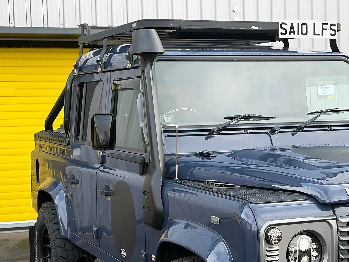 Used 2010 Land Rover Defender C-Nty Dc Lwb Blue - Interior and Exterior details 10