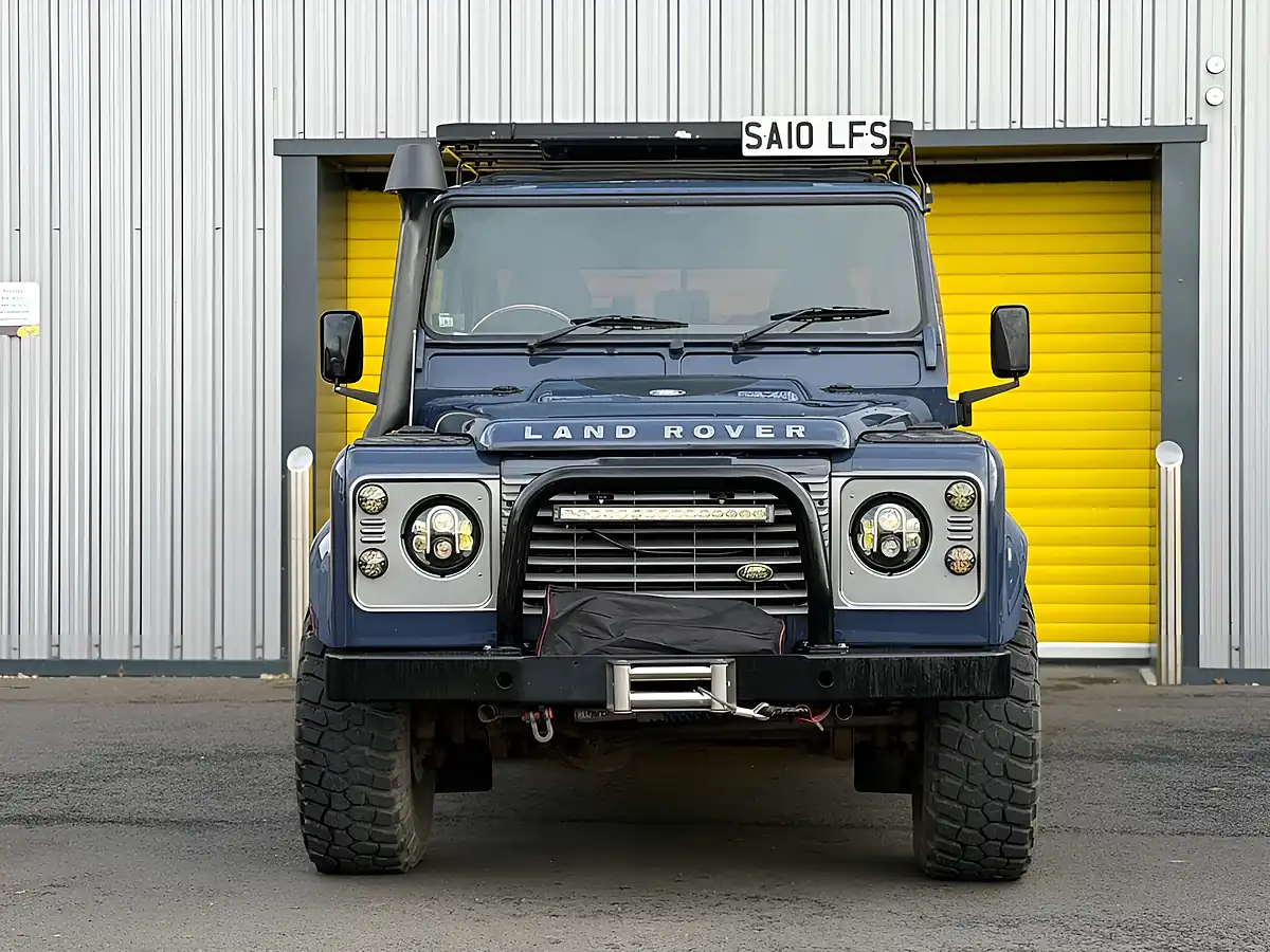 Used 2010 Land Rover Defender C-Nty Dc Lwb Blue - Interior and Exterior details 4