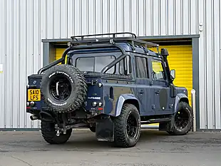 Used 2010 Land Rover Defender C-Nty Dc Lwb Blue - Interior and Exterior details 8
