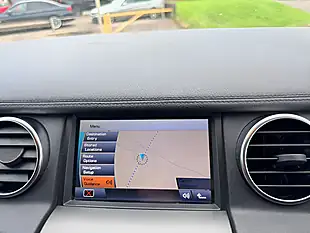 Used 2010 Land Rover Discovery 4 Xs White - Interior and Exterior details 11