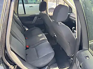 Used 2010 Land Rover Freelander 2 S Black - Interior and Exterior details 16