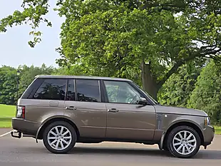 Used 2010 Land Rover Range Rover Autobiography Nara Bronze - Interior and Exterior details 12