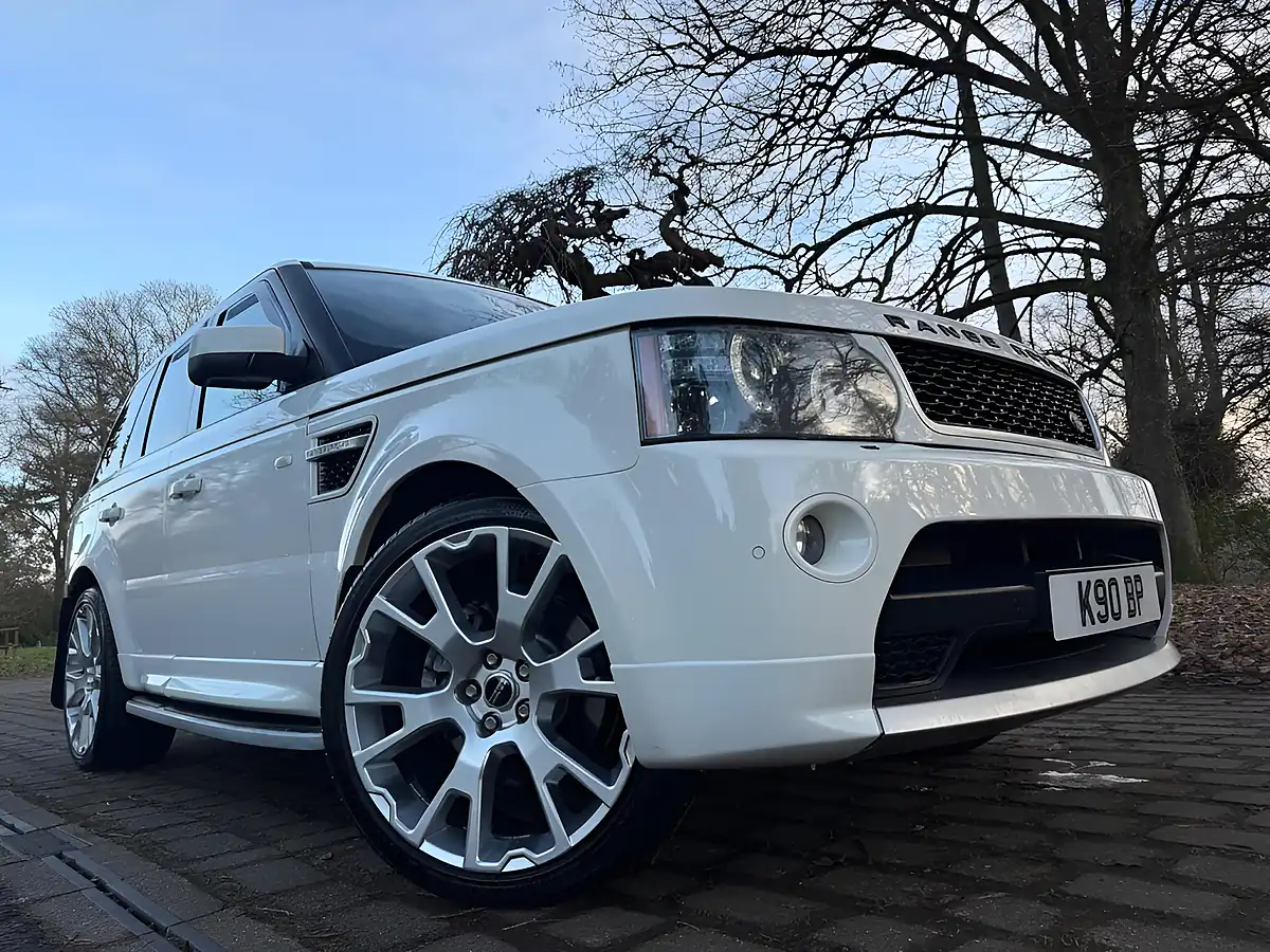 Used 2010 Land Rover Range Rover Sport Autobiography Sport White - Front View