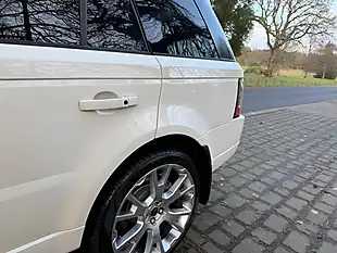 Used 2010 Land Rover Range Rover Sport Autobiography Sport White - Interior and Exterior details 12