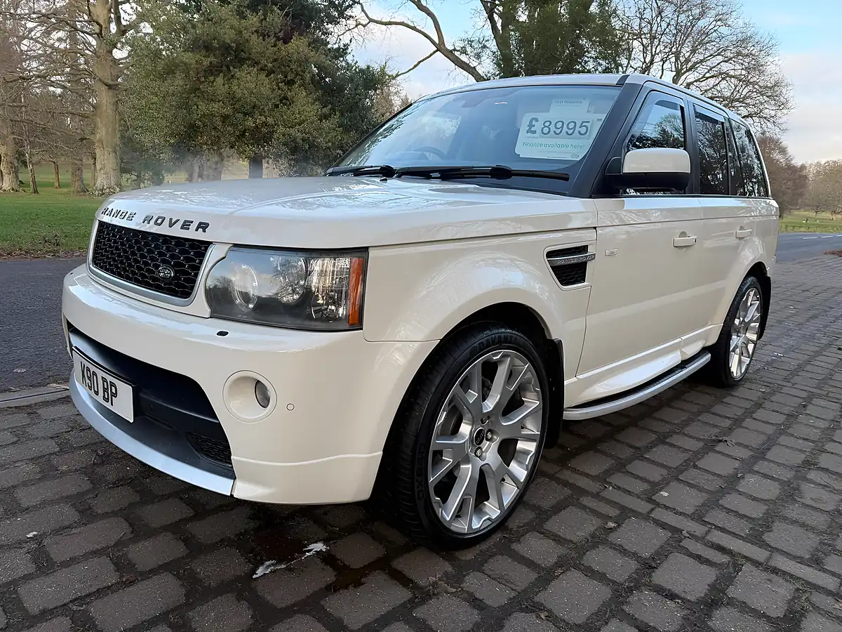 Used 2010 Land Rover Range Rover Sport Autobiography Sport White - Interior and Exterior details 3