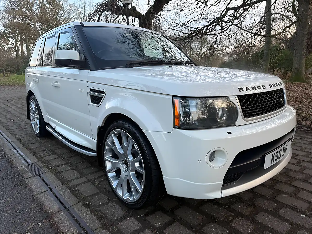 Used 2010 Land Rover Range Rover Sport Autobiography Sport White - Interior and Exterior details 8