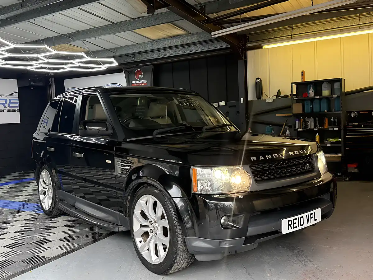 Used 2010 Land Rover Range Rover Sport Hse Black - Interior and Exterior details 5