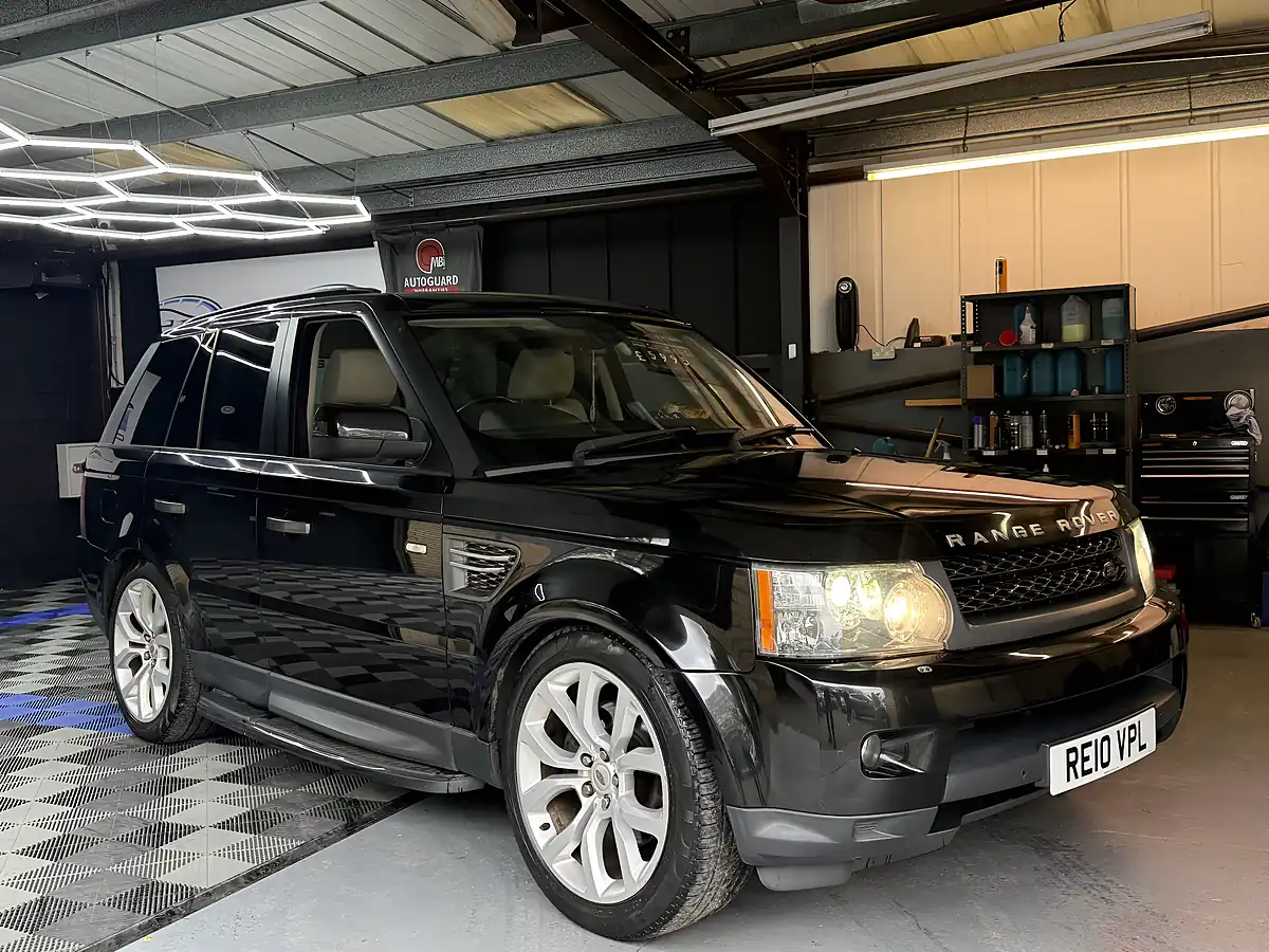 Used 2010 Land Rover Range Rover Sport Hse Black - Interior and Exterior details 6