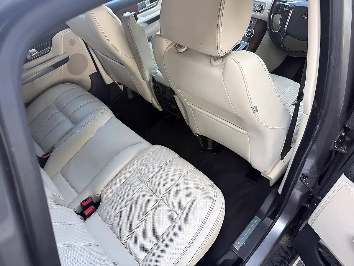 Used 2010 Land Rover Range Rover Sport Hse Grey - Interior and Exterior details 12