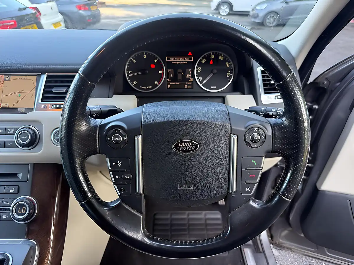 Used 2010 Land Rover Range Rover Sport Hse Grey - Interior and Exterior details 13