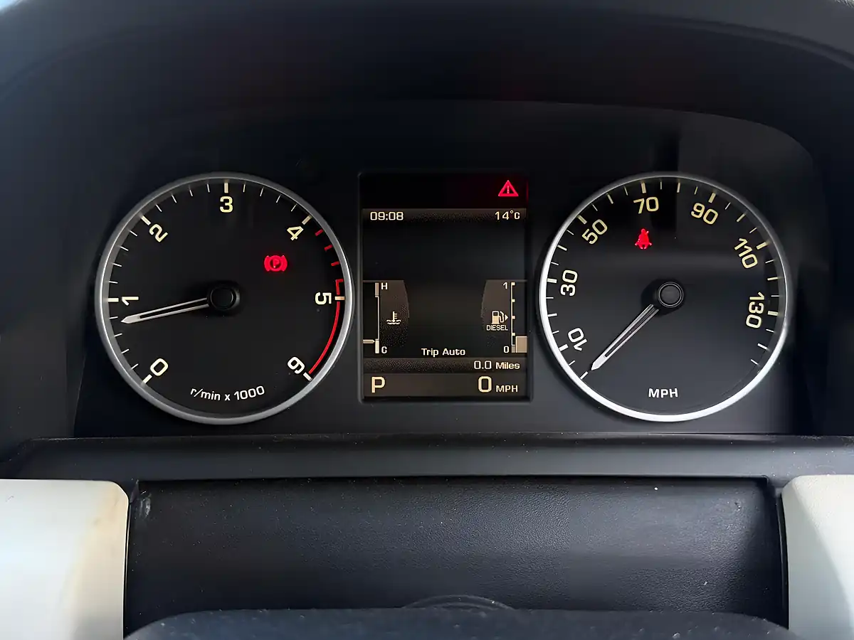 Used 2010 Land Rover Range Rover Sport Hse Grey - Interior and Exterior details 15
