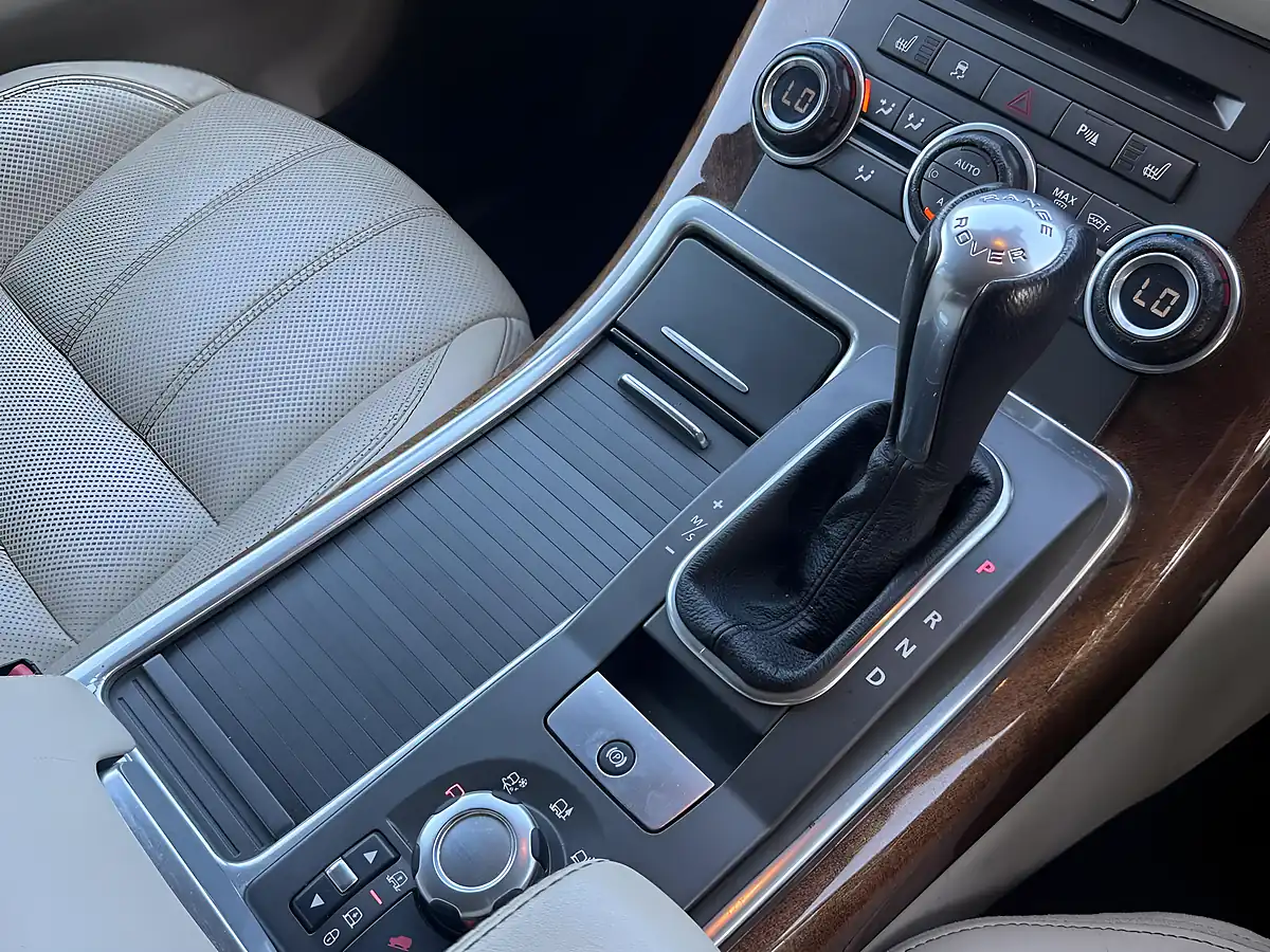 Used 2010 Land Rover Range Rover Sport Hse Grey - Interior and Exterior details 18