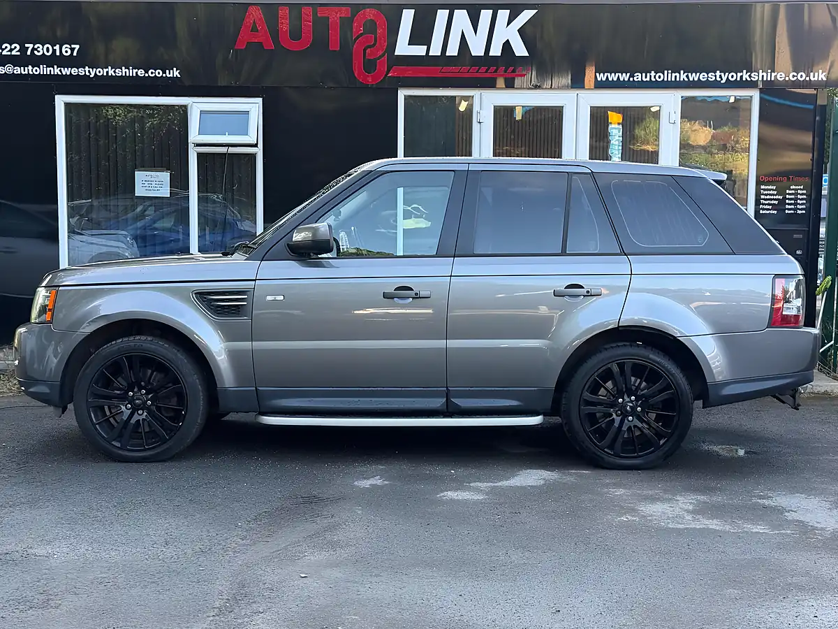 Used 2010 Land Rover Range Rover Sport Hse Grey - Interior and Exterior details 2