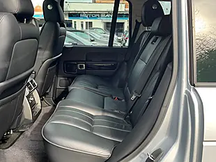 Used 2010 Land Rover Range Rover Vogue Silver - Interior and Exterior details 12