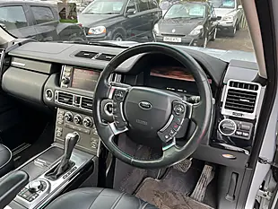 Used 2010 Land Rover Range Rover Vogue Silver - Interior and Exterior details 15