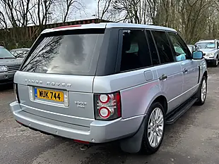 Used 2010 Land Rover Range Rover Vogue Silver - Interior and Exterior details 3