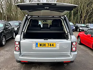 Used 2010 Land Rover Range Rover Vogue Silver - Interior and Exterior details 7