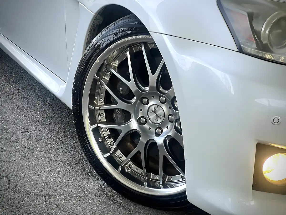Used 2010 Lexus Isf Kouki White - Interior and Exterior details 4