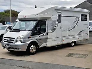 Used 2010 Lmc Liberty TI718 Low Profile Silver - Interior and Exterior details 3