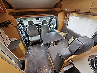 Used 2010 Lmc Liberty TI718 Low Profile Silver - Interior and Exterior details 6