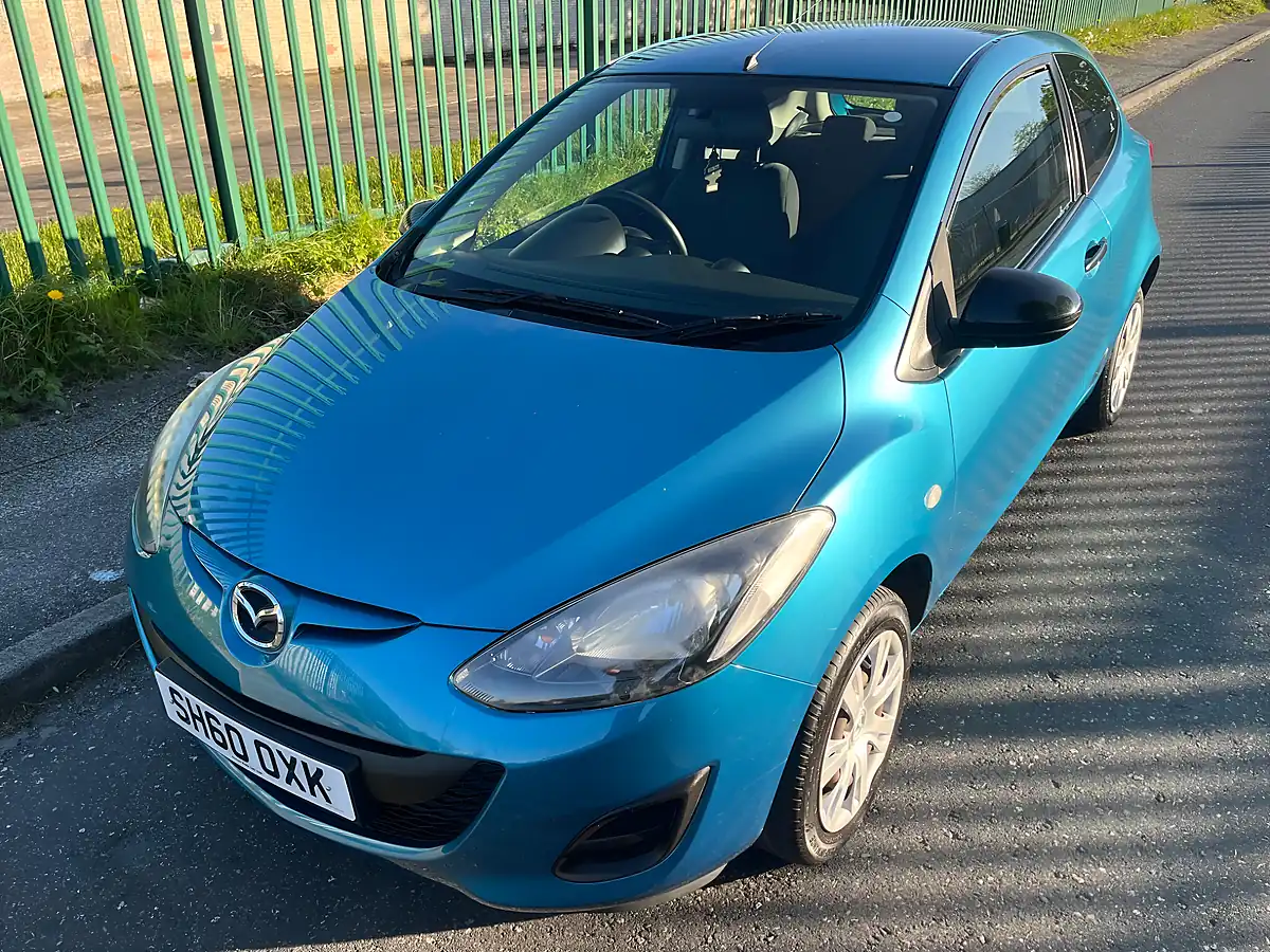 Used 2010 Mazda MAZDA2 Ts Blue - Interior and Exterior details 12